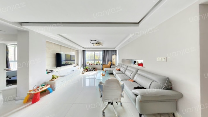 嘉和花苑二手房实景图