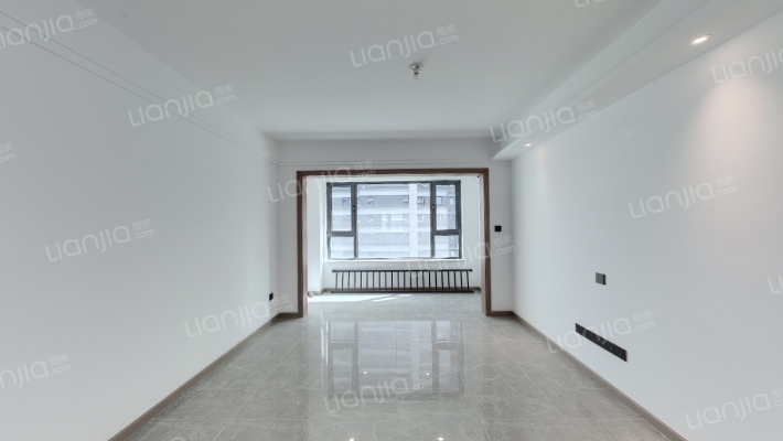 中铁卓越城二手房实景图