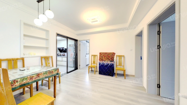 芳芯苑二手房实景图