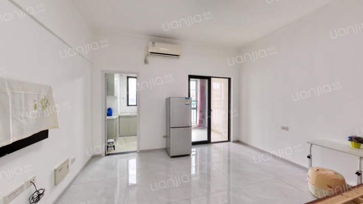 顶琇广场二手房实景图