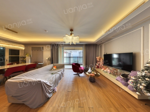 整租·万科观承一期 4室2厅 东南