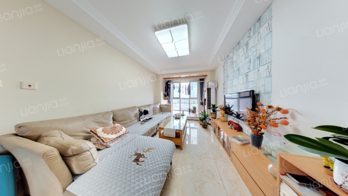 银盛泰泰馨苑二手房实景图