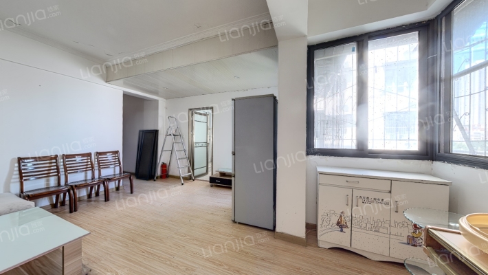 富豪公寓二手房实景图