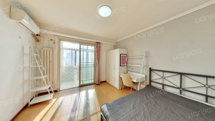 老山东里二手房实景图