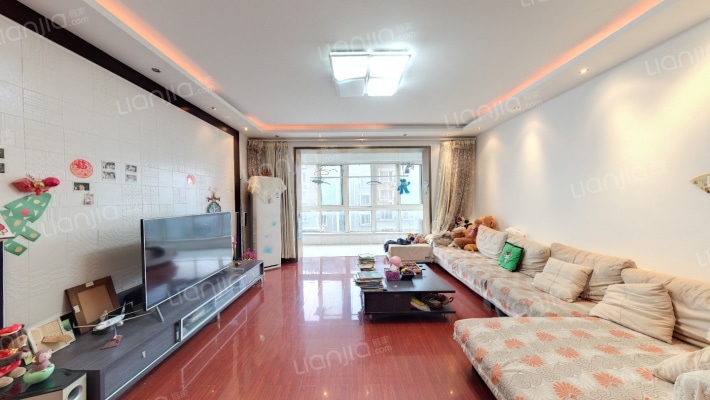 荷兰庄园二手房实景图