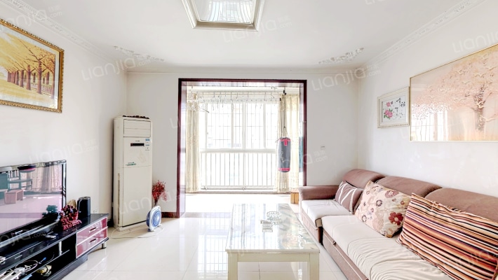 熊猫基地生态园小区二手房实景图