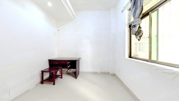 港湾家缘二手房实景图