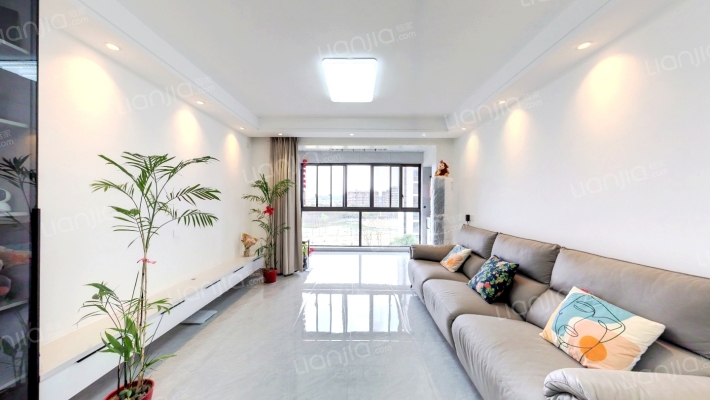 正荣悦岚山二手房实景图