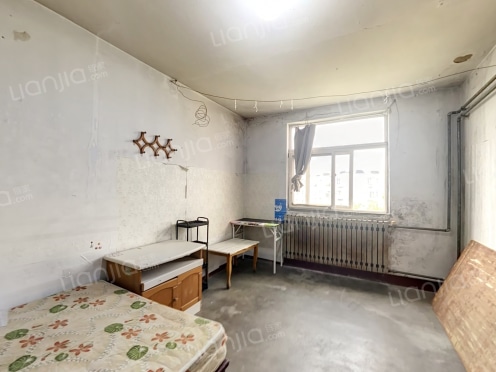 整租·东莞路 2室1厅 东/南