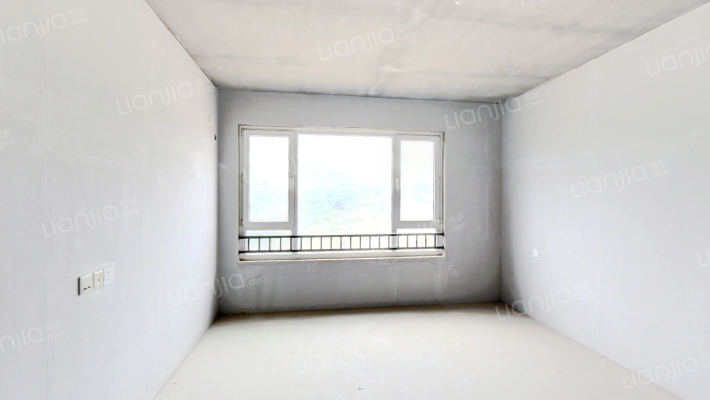 保利和府一期二手房实景图