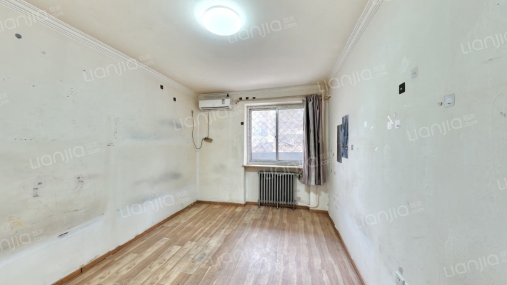 新源西里东街二手房实景图