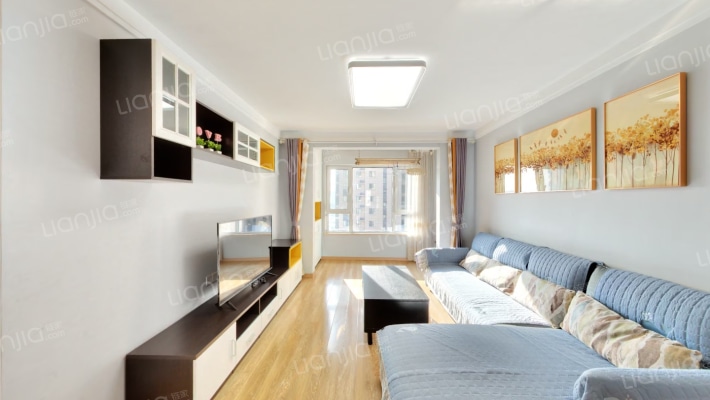 保利金香槟二手房实景图