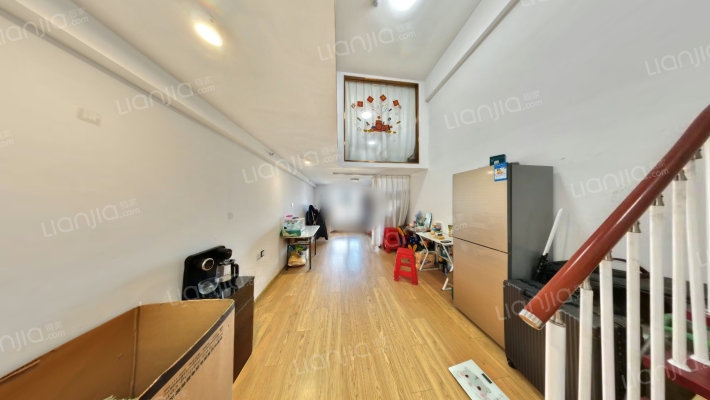 文一铂金中心二手房实景图