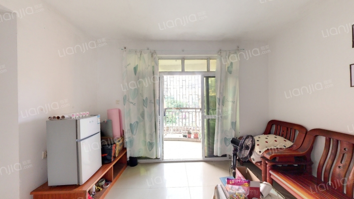 丽馨苑二手房实景图