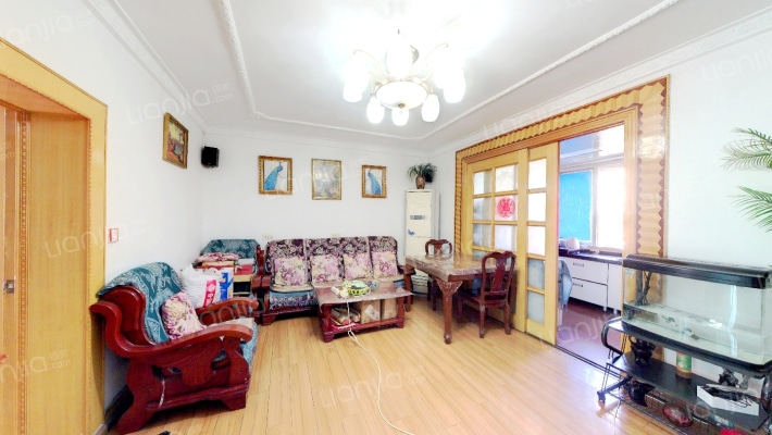 新新建筑工程公司二手房实景图