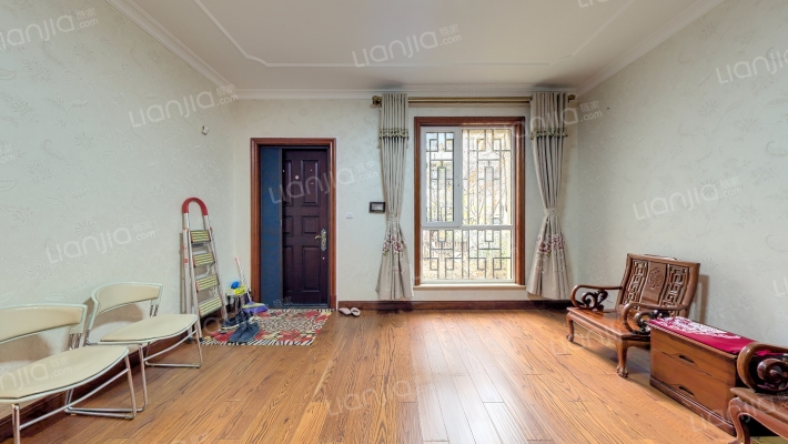 龙湖滟澜山二手房实景图