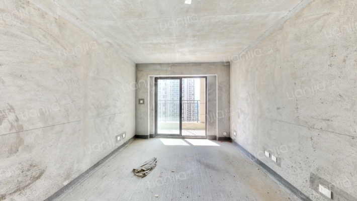 世茂璀璨滨江二手房实景图