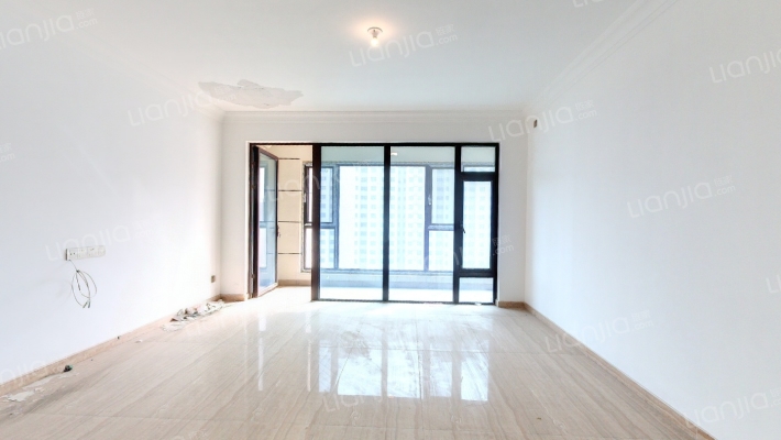 碧桂园翡翠华府二手房实景图