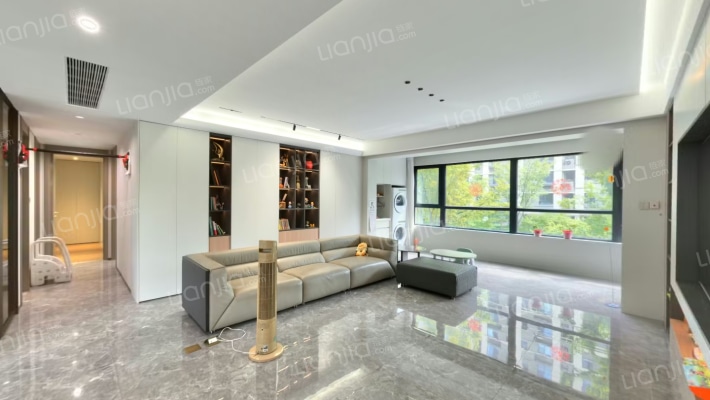 中海阅川华庭二手房实景图