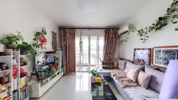 蔚蓝天成·国际公馆二手房实景图