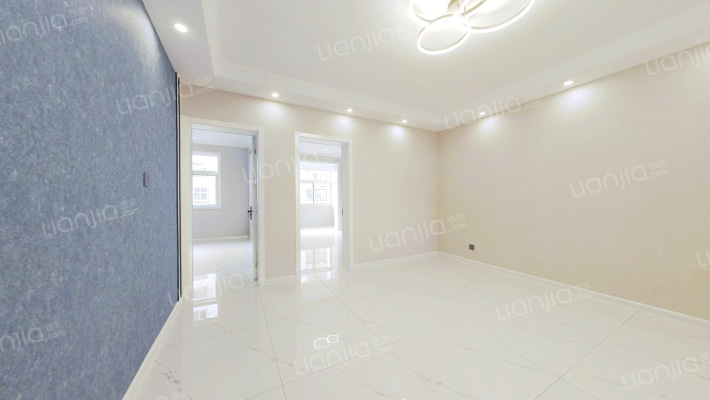 劳动服务公司宿舍二手房实景图