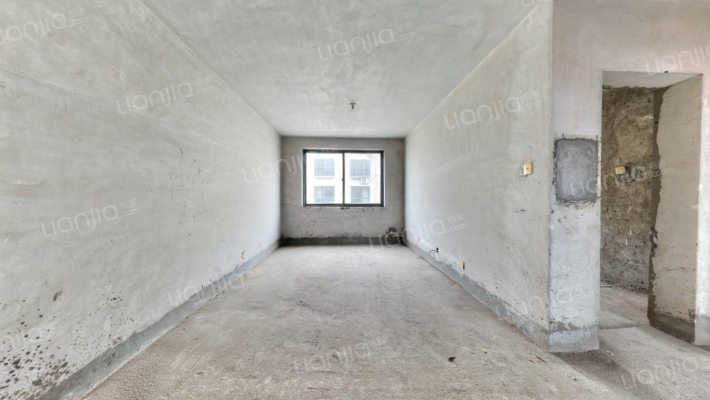 鹤泉阳光小区二手房实景图