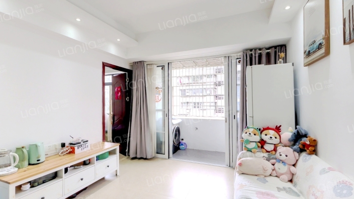 芬芳小区二手房实景图