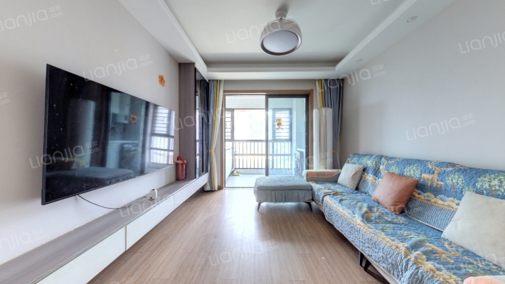 邦泰学府里二手房实景图