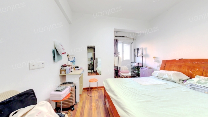 鸿福花园二手房实景图