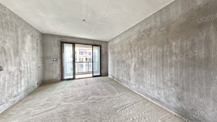 大唐东汇小区二手房实景图