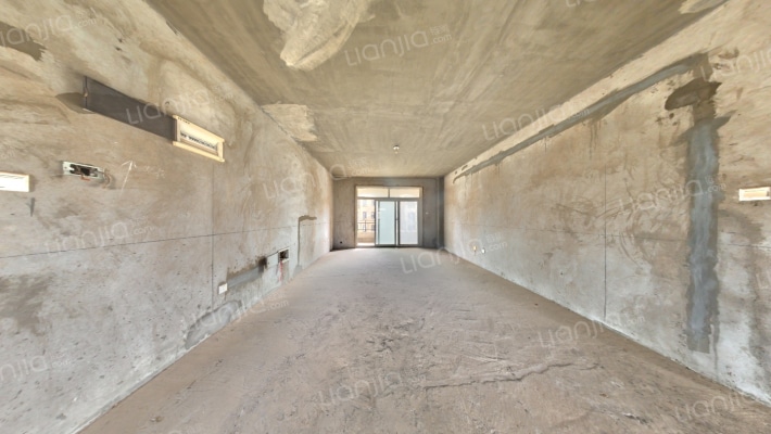 清华大溪地二号院二手房实景图