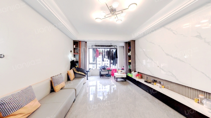 红星金义天铂二手房实景图