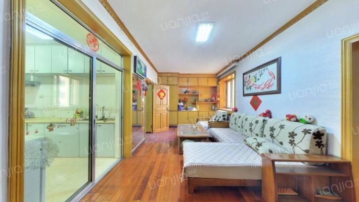 新联草街二手房实景图