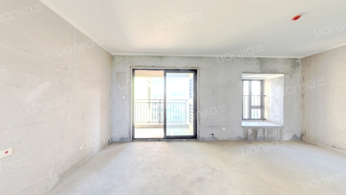 铂玥府二手房实景图