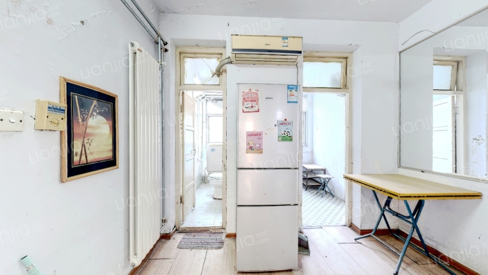 东里路40号院二手房实景图