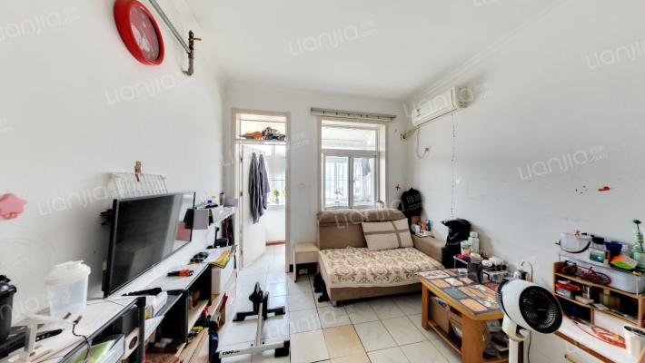 山大路214号二手房实景图