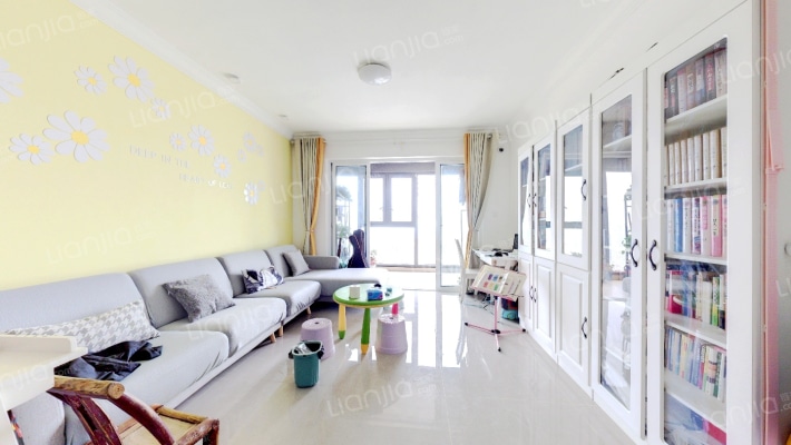 越秀博悦府二手房实景图