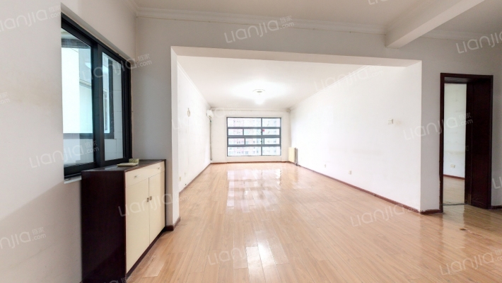 高新水晶国际二手房实景图