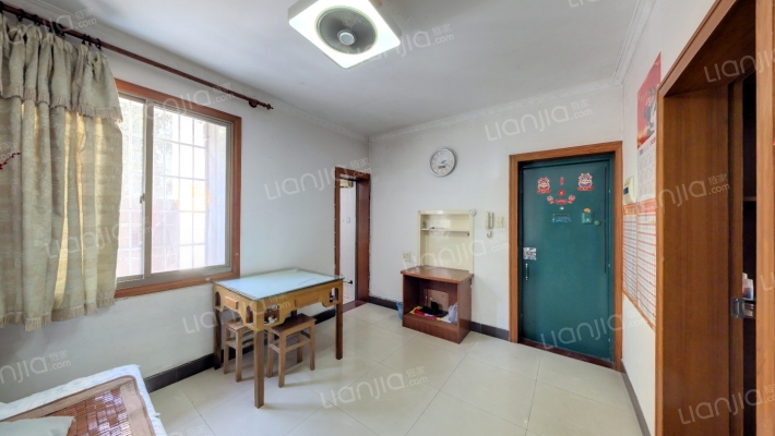 直路新村二手房实景图