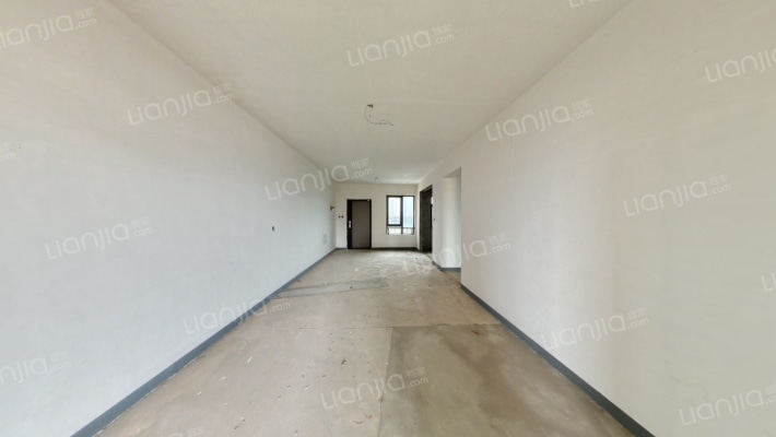 绿地悦滨江二手房实景图