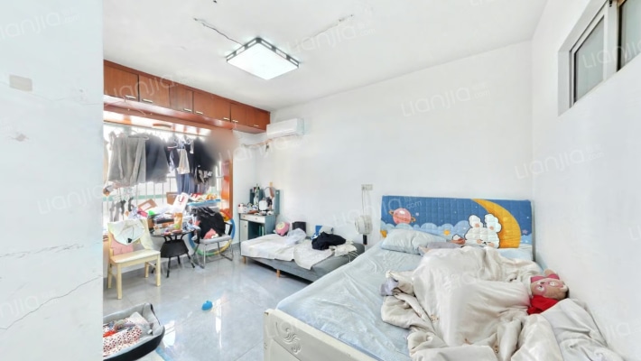 宝家丽公寓二手房实景图