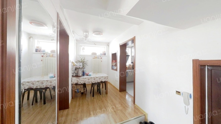 育贤里二手房实景图