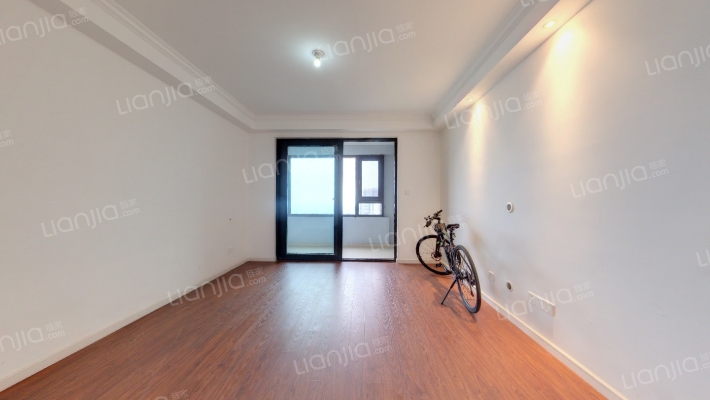 融创枫丹公馆二手房实景图