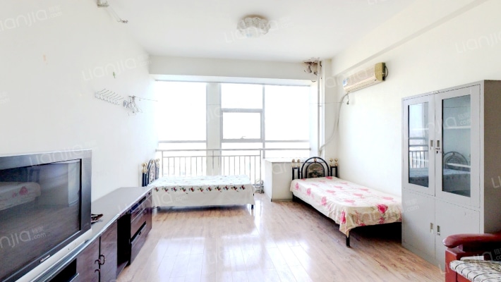 蓝钻国际二手房实景图