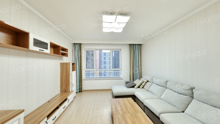 万科紫台二手房实景图