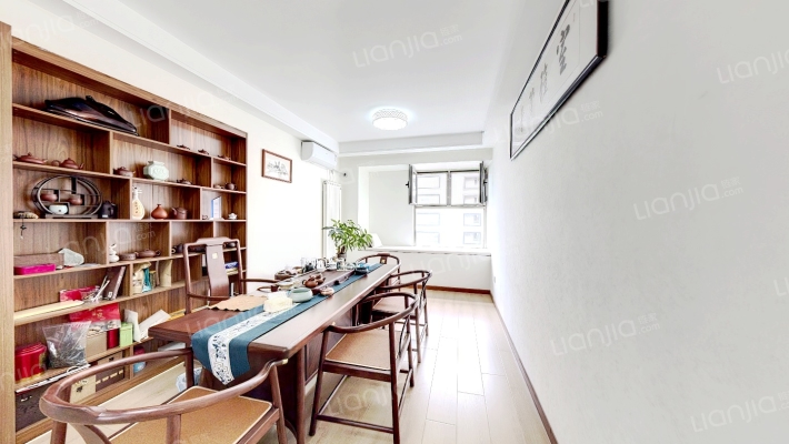 领秀e中心二手房实景图