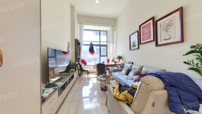 碧桂园凤凰中心二手房实景图