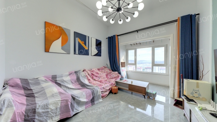 海信波尔多小镇二手房实景图