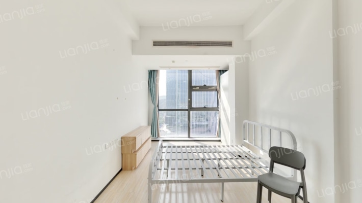 湾区一号二手房实景图