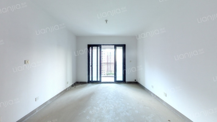 爱法山水国际二手房实景图